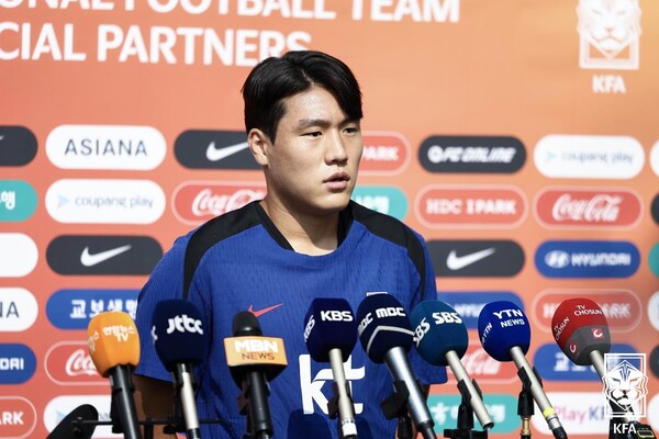 开元棋牌官方-李昊宰：立志超越自己的父亲，会尽我所能冲向对方球门取得进球